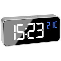 Çeşitli alarm seslerine sahip dijital çalar saat